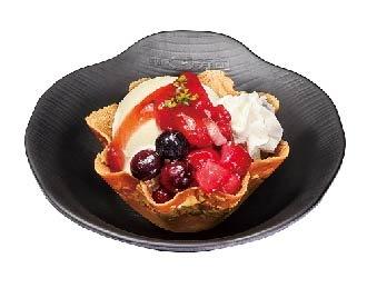 たっぷりベリーアイス