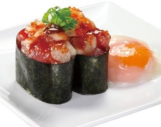 特盛 とろける海鮮ユッケ軍艦