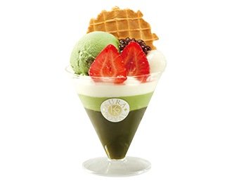 抹茶とホワイトチョコのパフェ