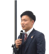 鮫島氏.png