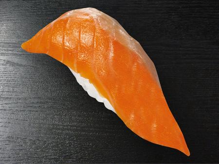 くら寿司と宇和島プロジェクトの共同開発商品「みかんサーモン」5月13日（金）販売開始