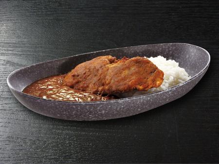 珍しい魚介のフライドフィッシュを豪快にトッピング！「海賊シャリカレー」～3月3日（金）全8種順次販売～