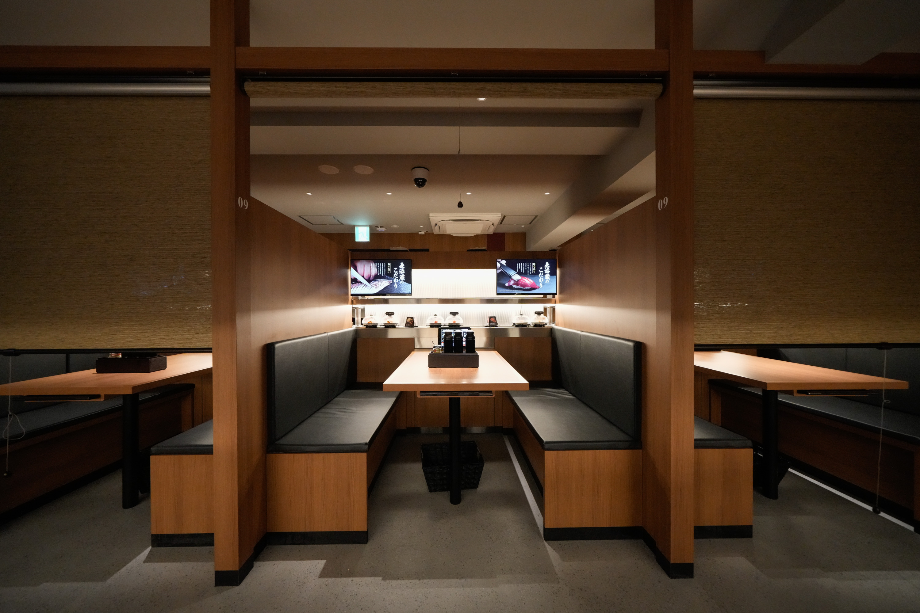 「無添蔵 中目黒店」ボックス席.png