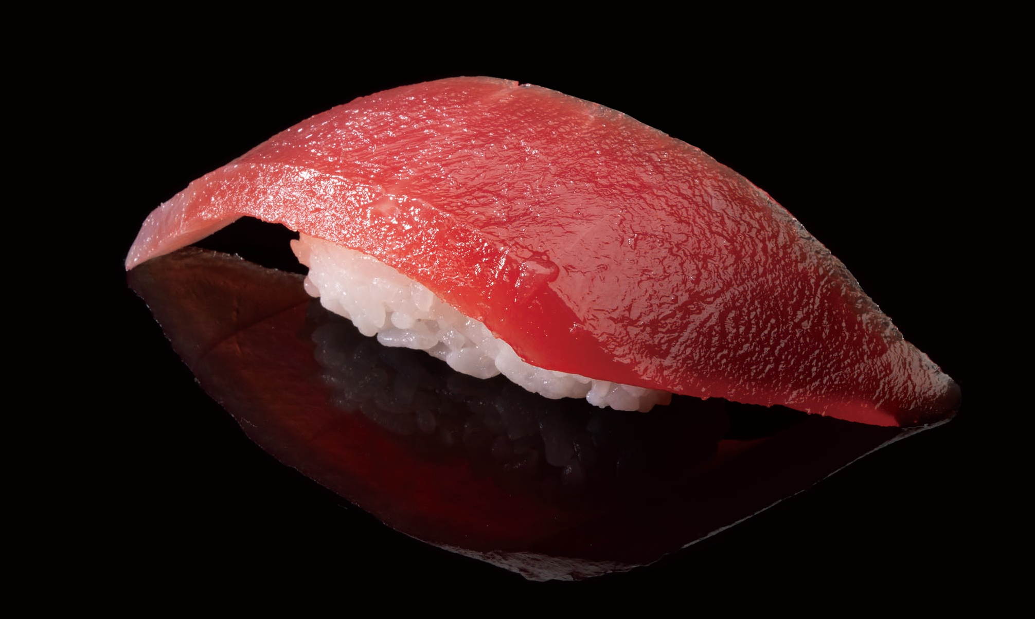 2607_無添蔵新宿店_鏡面_大切り大ばちまぐろ（一貫）_醤油なし_s のコピー (1).png